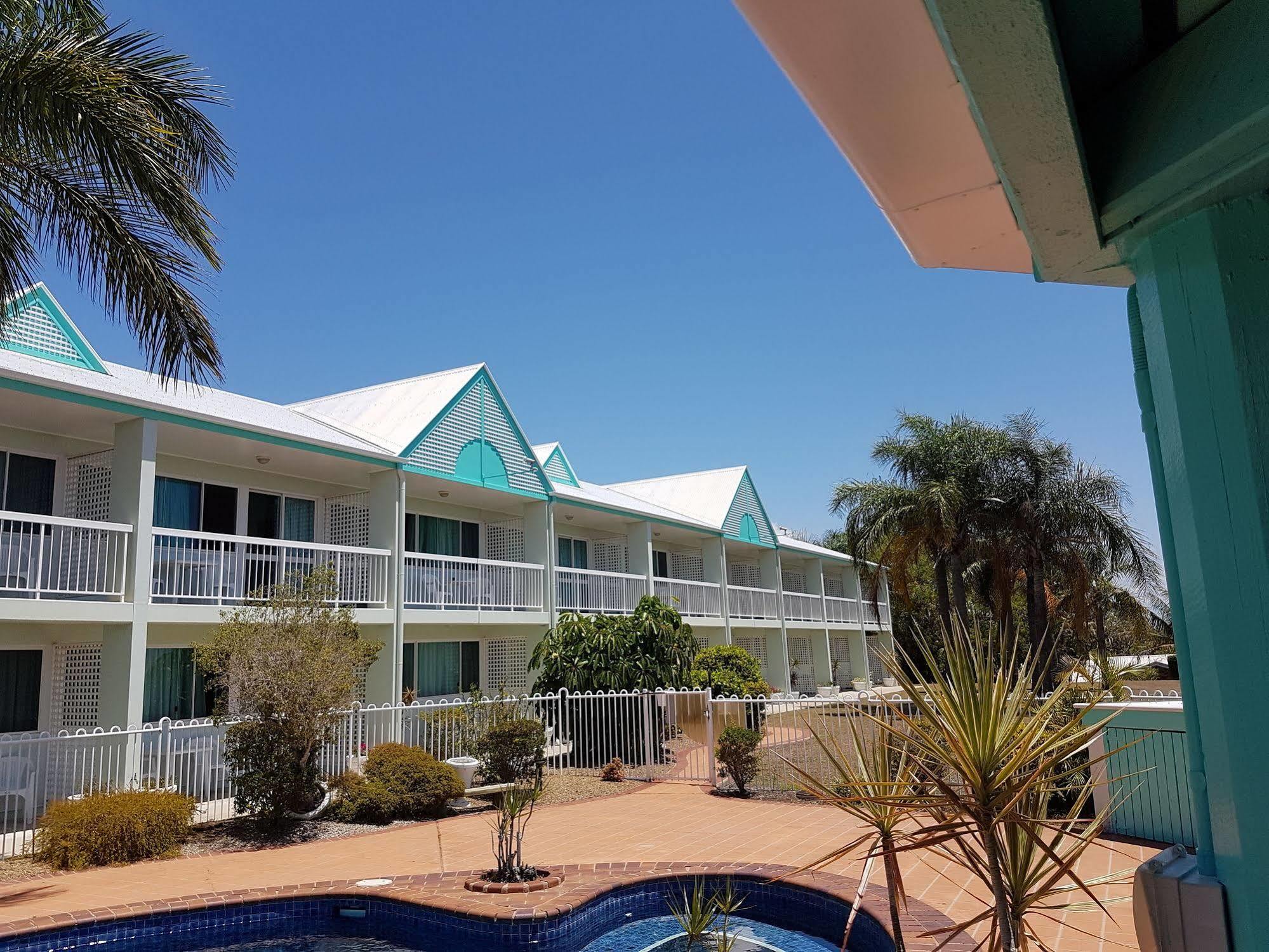 Reef Adventureland Motor Inn Tannum Sands Εξωτερικό φωτογραφία
